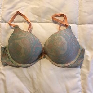 Victoria Secret push-up Bra ✨